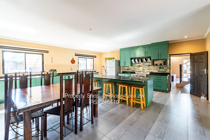 5 Bedroom House for Sale in Borrowdale (Sole Mandate)
