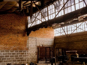 Warehouse & Factory