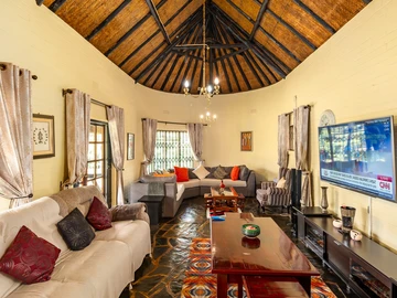 5 Bedroom House