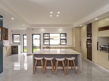 2 Unit Townhouse Complex