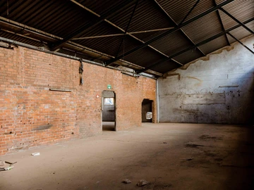 Warehouse & Factory