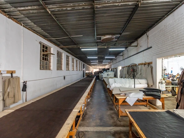 Warehouse & Factory